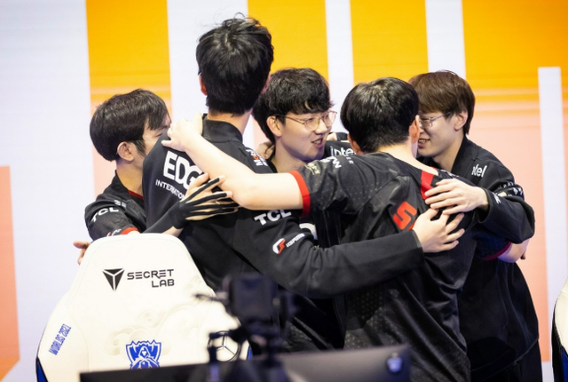 征程却戛然 征程却戛然